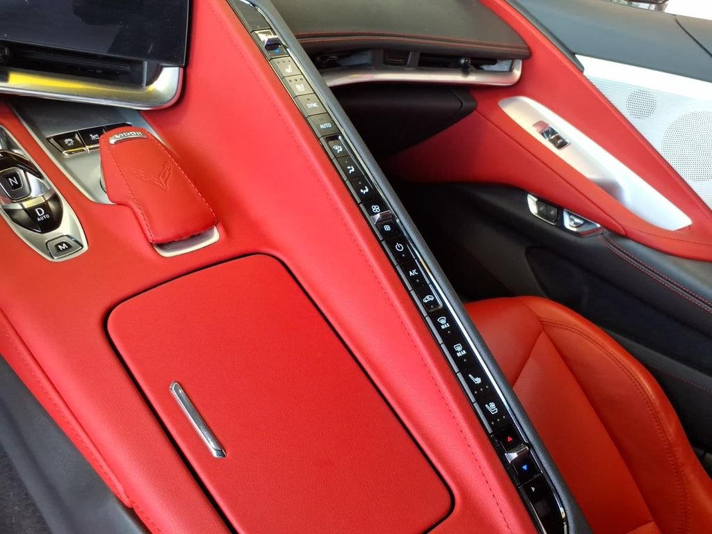 Used 2023 Chevrolet Corvette Stingray Preferred Cpe w/ Z51 Performance Package RWD image 17