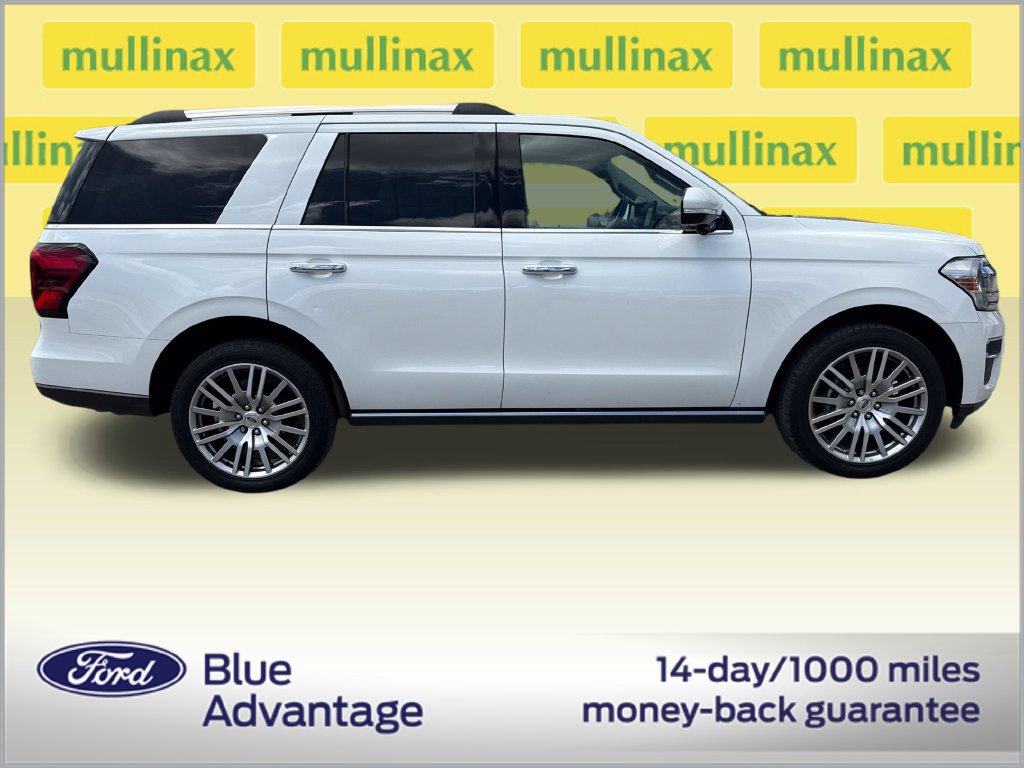 Used 2023 Ford Expedition Limited RWD image 2
