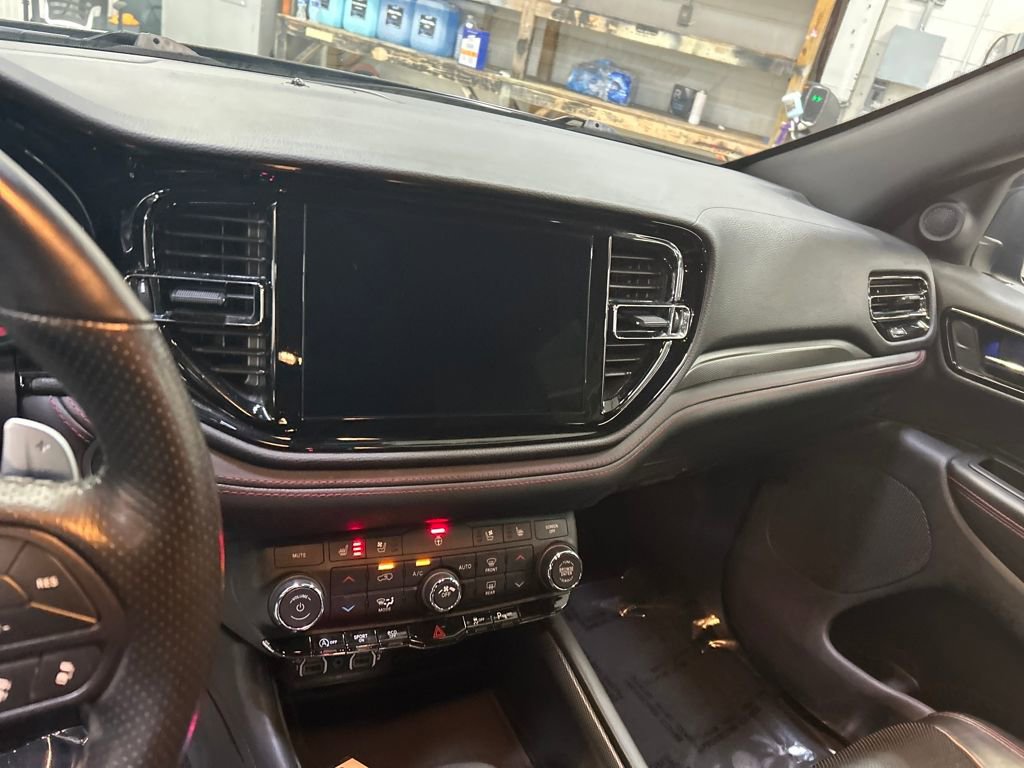 Used 2024 Dodge Durango GT image 17