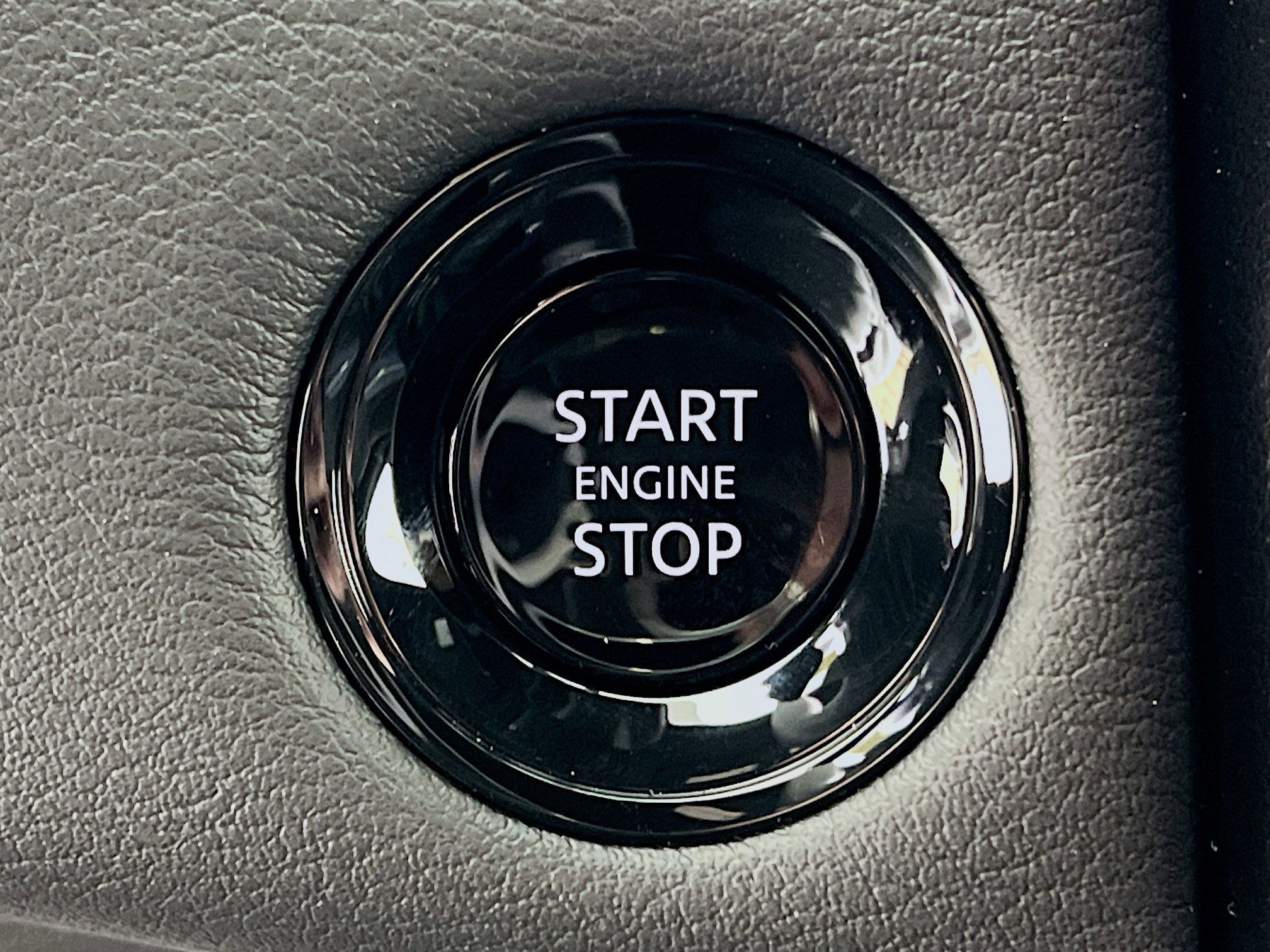 New 2026 Nissan Armada SL w/ Captain's Chari Seat Package image 13