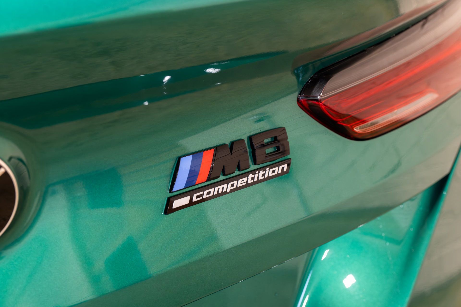 Used 2024 BMW M8 Competition image 25