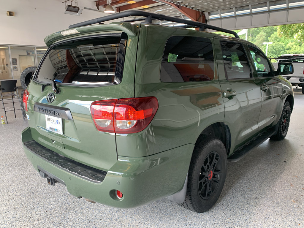 Used 2020 Toyota Sequoia TRD Pro AWD/4WD image 10