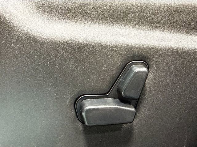 Used 2017 Jeep Grand Cherokee Limited image 20