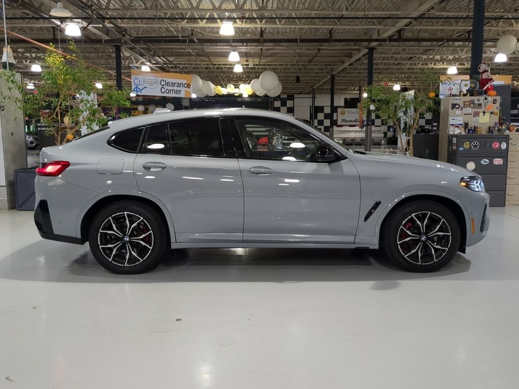 Certified 2025 BMW X4 M40i w/ Premium Package AWD/4WD image 7