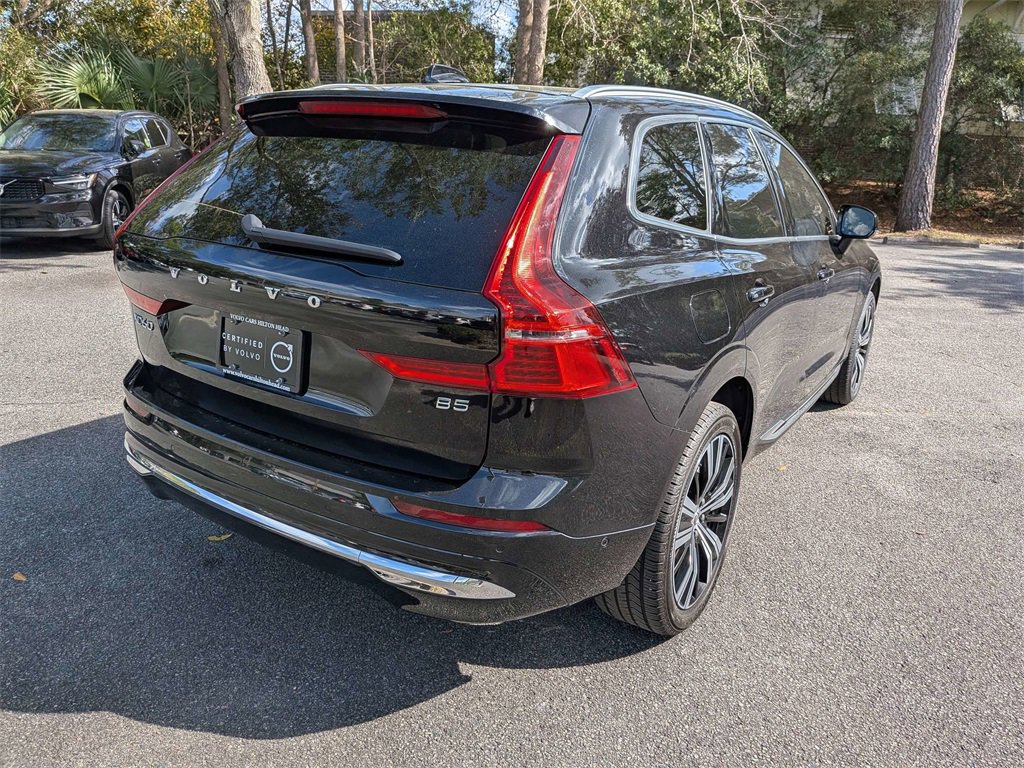 Certified 2023 Volvo XC60 B5 Ultimate w/ Climate Package image 4