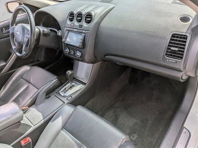 Used 2013 Nissan Altima 2.5 S w/ Premium Pkg image 21