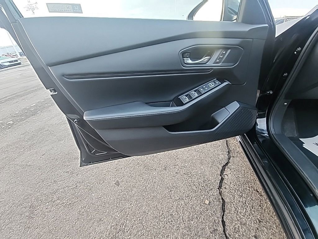 Used 2024 Honda Accord Touring image 13