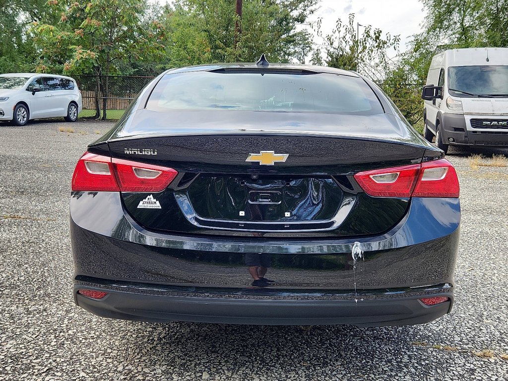 Used 2023 Chevrolet Malibu LS image 4