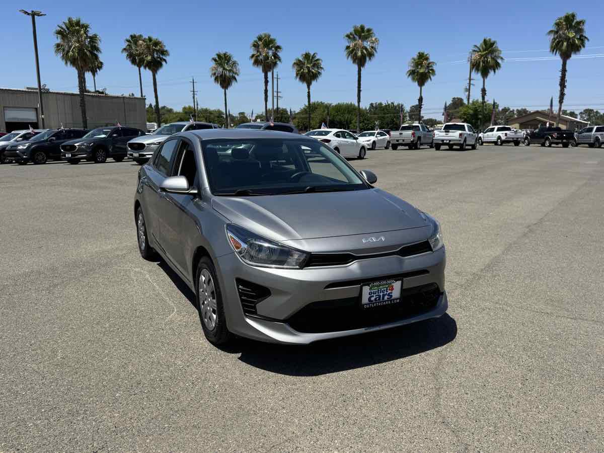 Used 2023 Kia Rio S FWD image 3