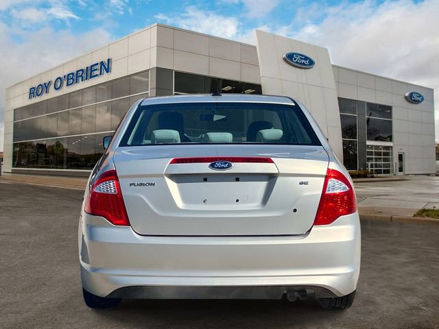Used 2010 Ford Fusion SE FWD image 4
