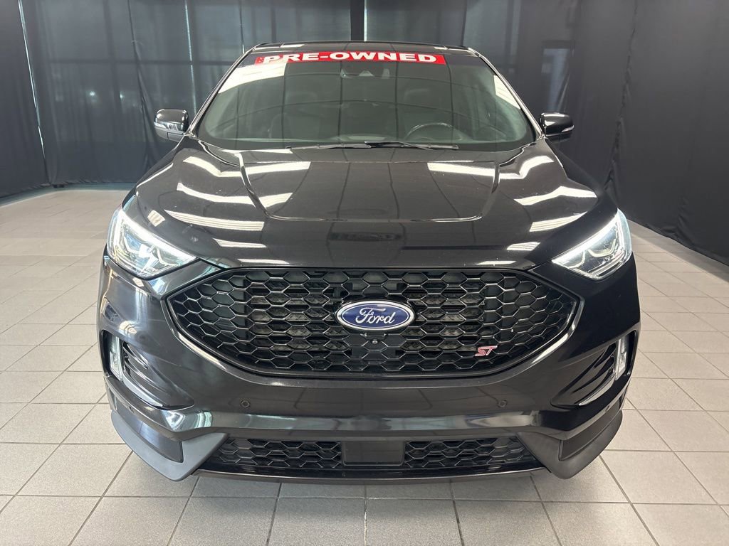 Used 2019 Ford Edge ST w/ Equipment Group 401A AWD/4WD image 9