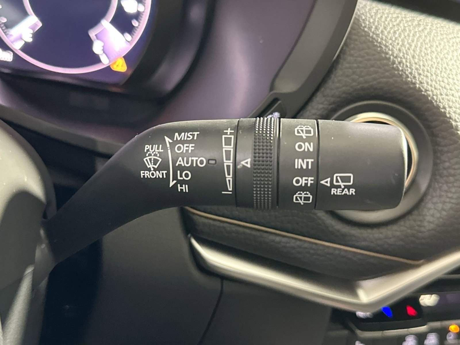 Used 2024 MAZDA CX-90 Plug-In Hybrid w/ Premium Pkg image 26