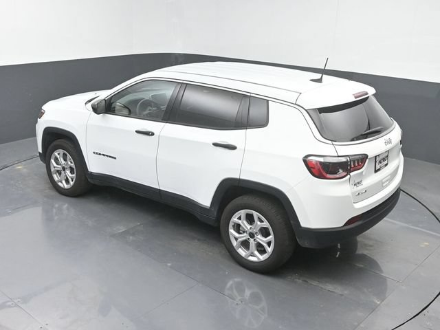 Used 2025 Jeep Compass Sport AWD/4WD image 33