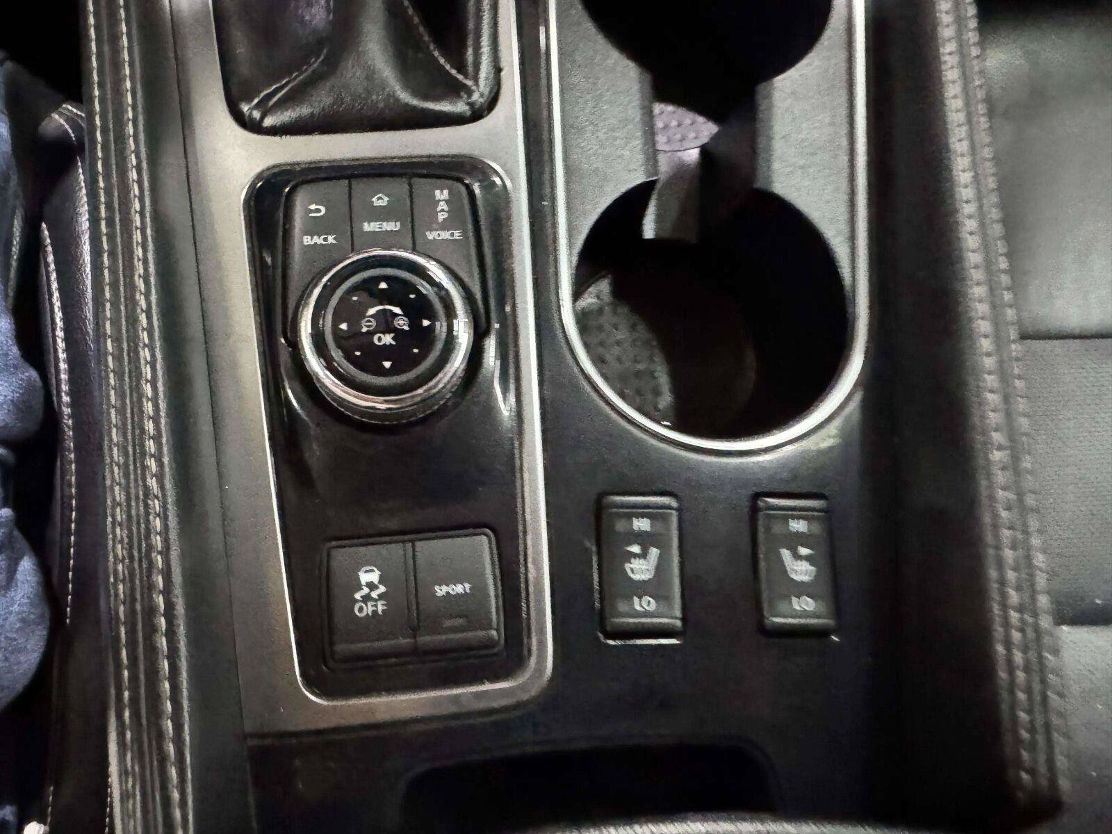 Used 2021 Nissan Maxima 3.5 SV w/ Floor Mat Group FWD image 32