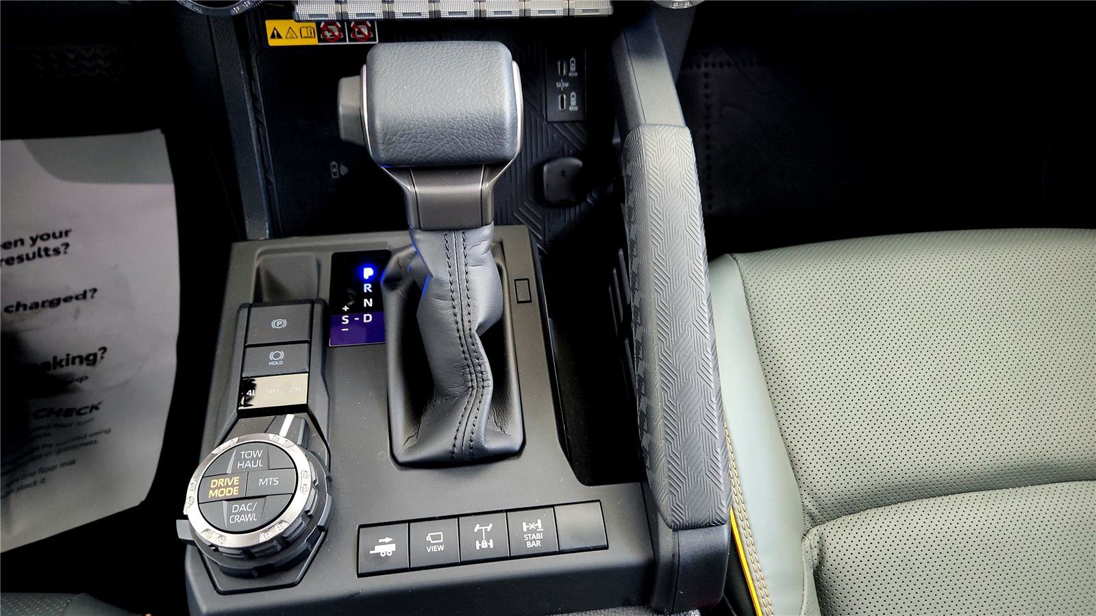 Used 2025 Toyota 4Runner Trailhunter image 28