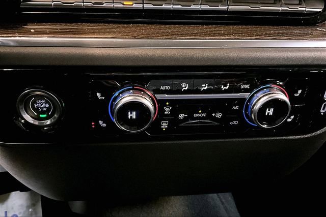 Used 2024 GMC Sierra 1500 Elevation image 15