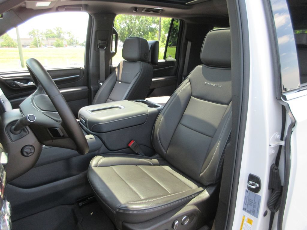 Certified 2024 GMC Yukon XL Denali w/ Max Trailering Package AWD/4WD image 25