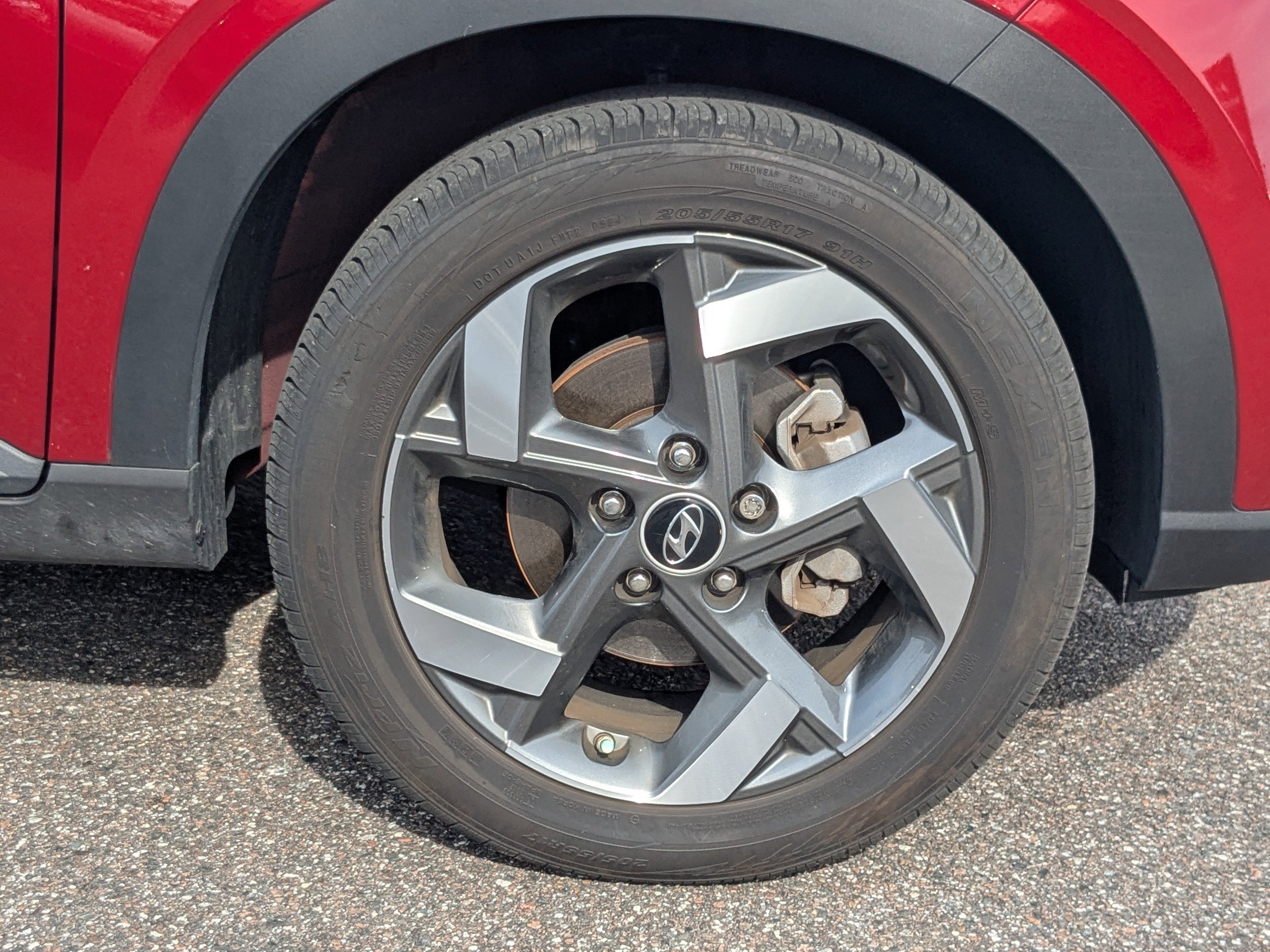 Certified 2024 Hyundai Venue Limited image 11