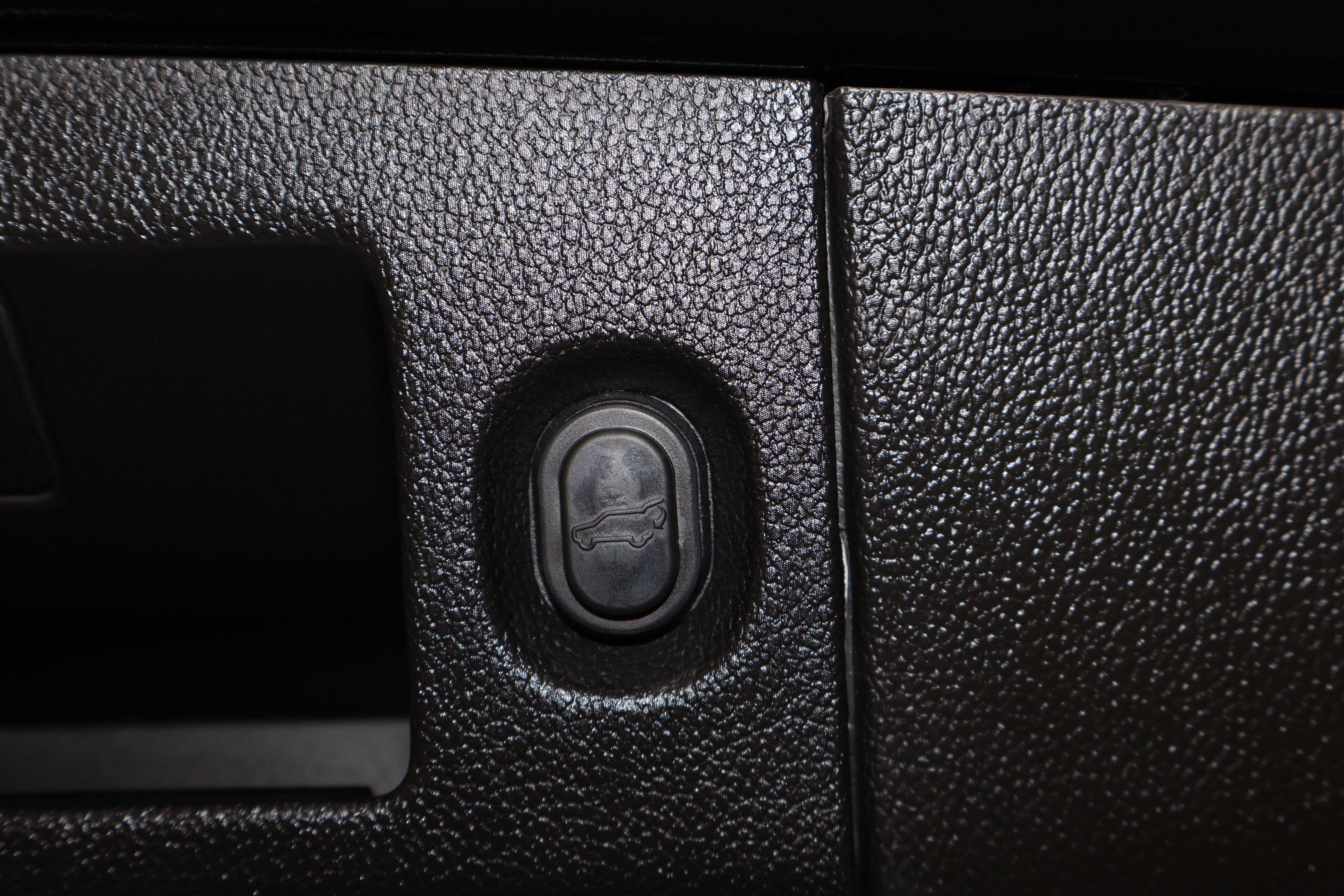 Used 2020 GMC Yukon Denali w/ Open Road Package image 63