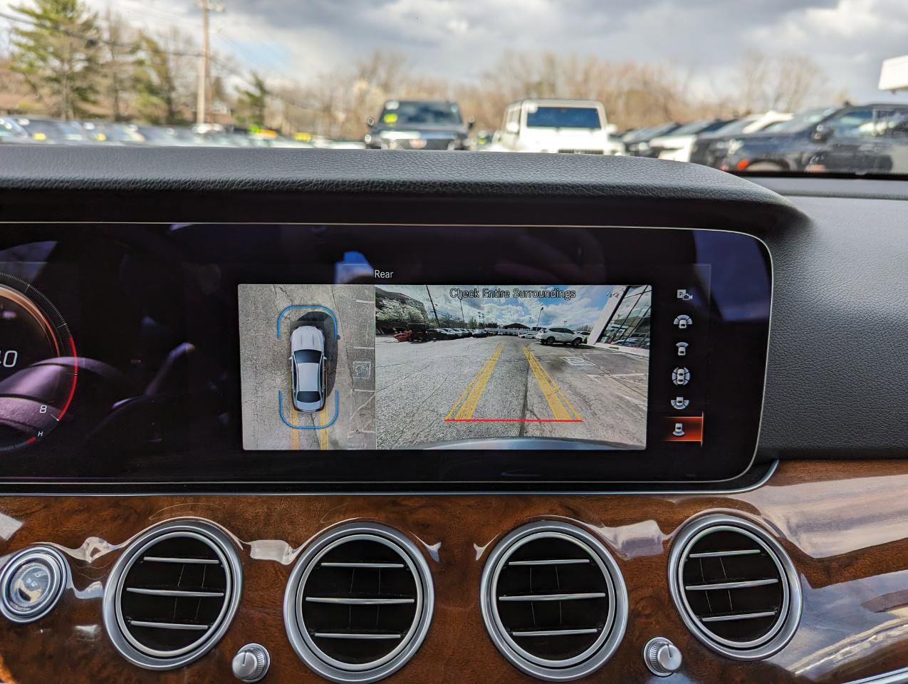 Used 2022 Mercedes-Benz E 350 4MATIC Sedan image 23