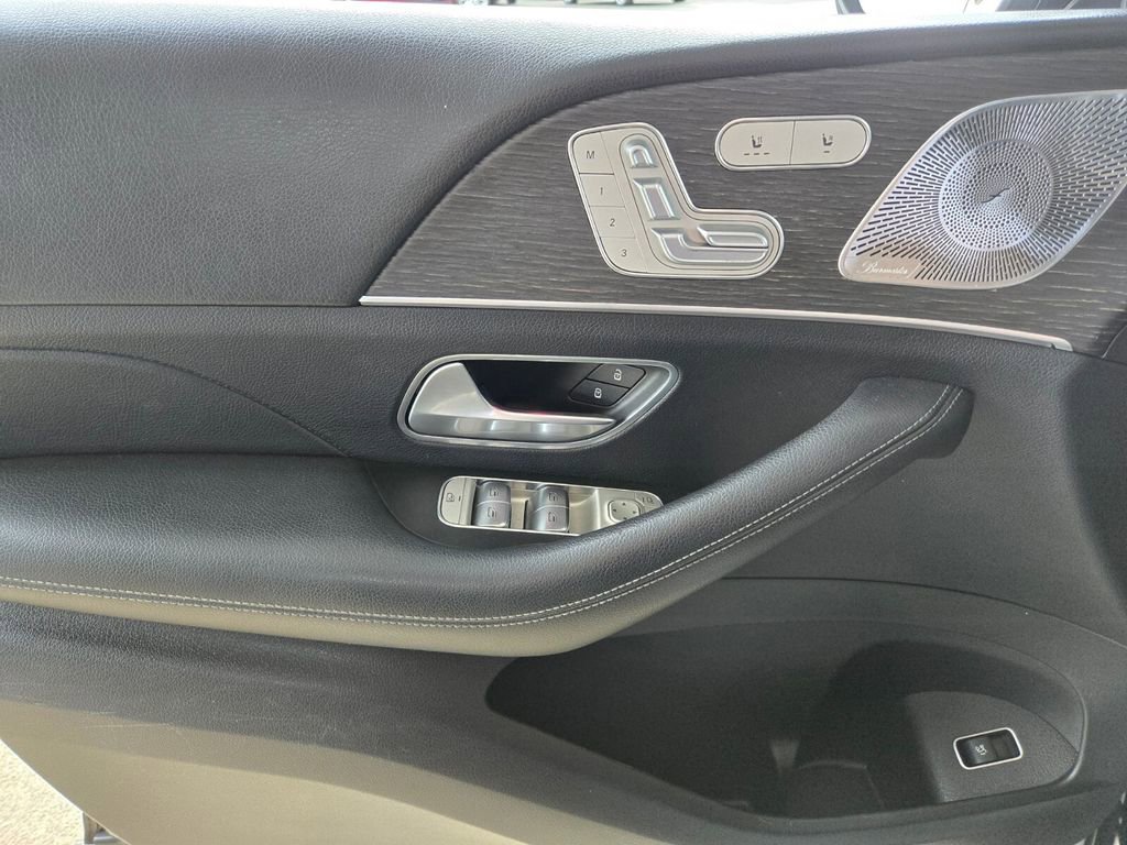 Used 2021 Mercedes-Benz GLE 350 4MATIC w/ Premium Package image 34