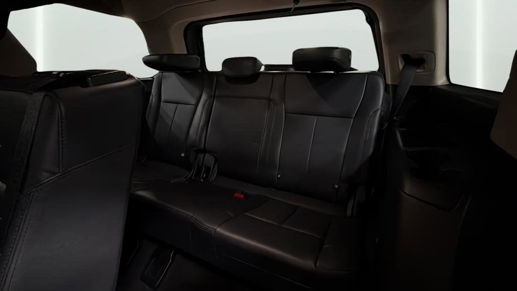 Used 2023 Ford Expedition XLT image 21