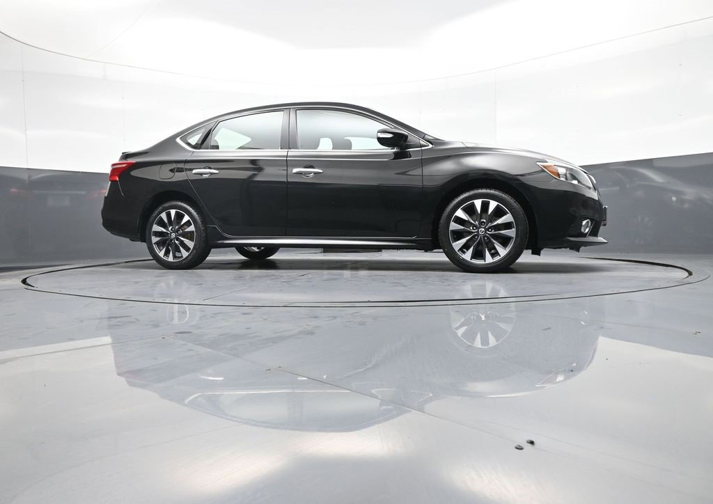 Used 2016 Nissan Sentra SR image 27