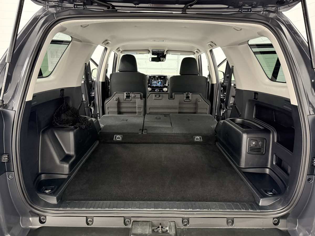 Used 2024 Toyota 4Runner TRD Off-Road image 28