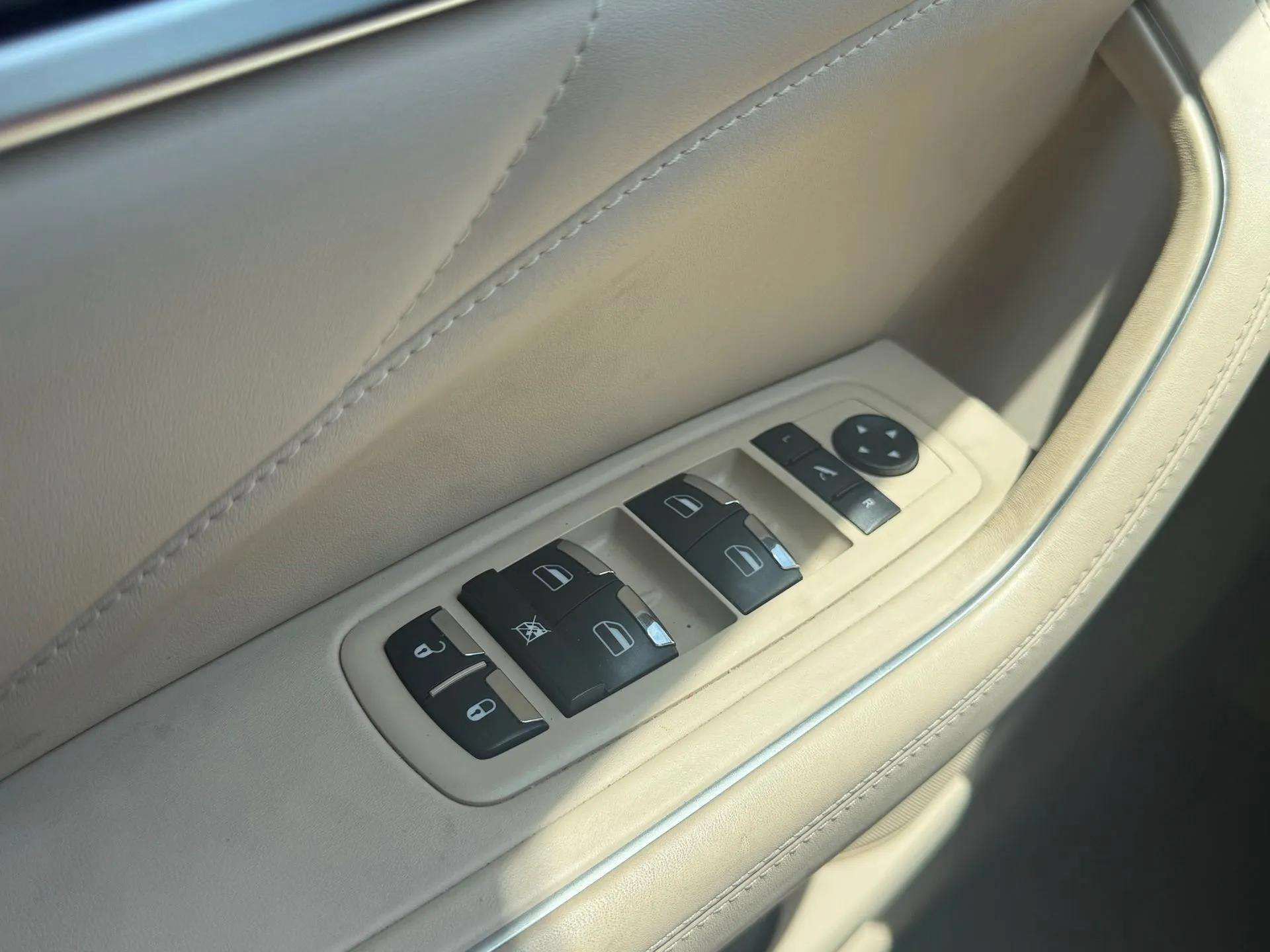 Used 2022 Maserati Levante Modena AWD/4WD image 23