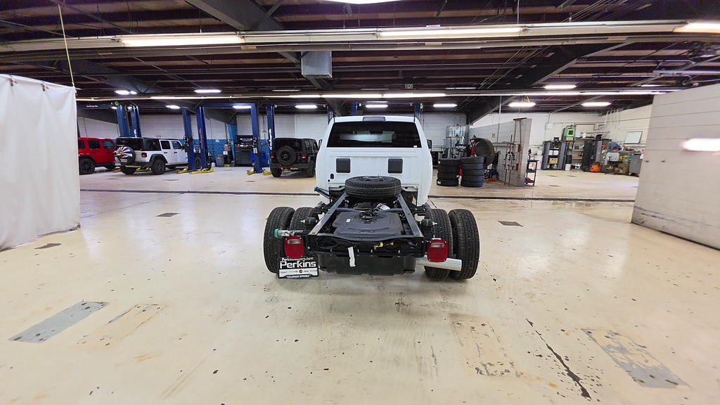 New 2026 RAM 3500 Tradesman AWD/4WD image 6