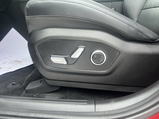 Used 2026 Hyundai Santa Fe SEL AWD/4WD image 16