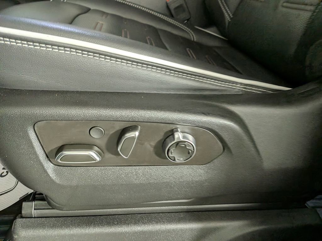 Certified 2022 GMC Sierra 1500 AT4X AWD/4WD image 16