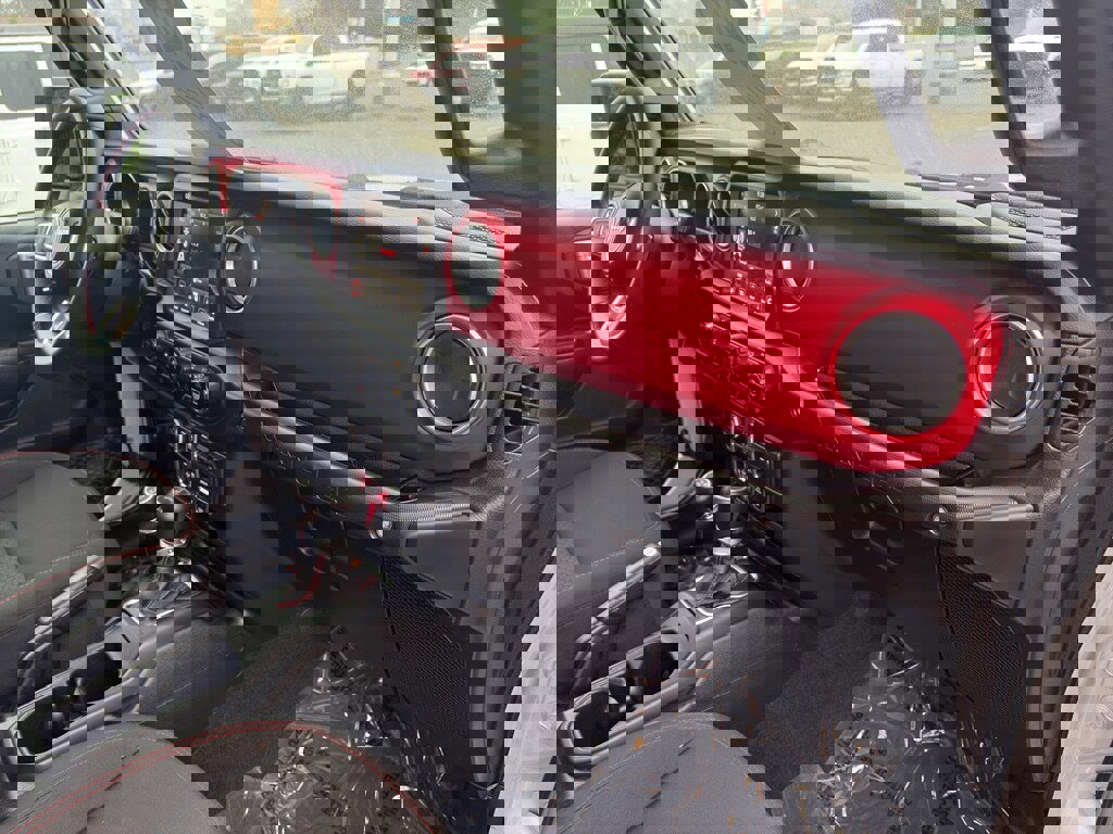 Used 2023 Jeep Wrangler Unlimited Rubicon image 27