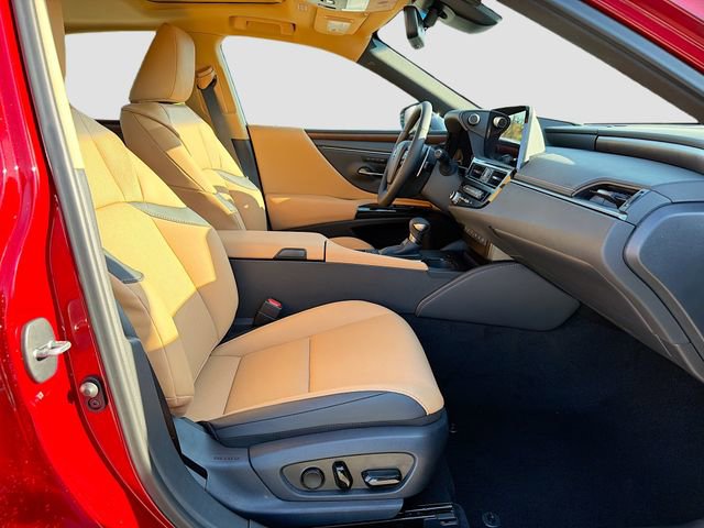 New 2025 Lexus ES 350 w/ Premium Package image 15