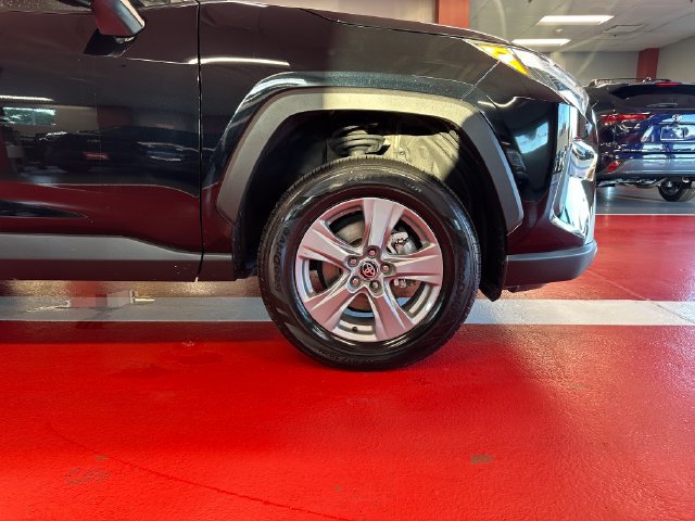 Certified 2025 Toyota RAV4 XLE AWD/4WD image 31