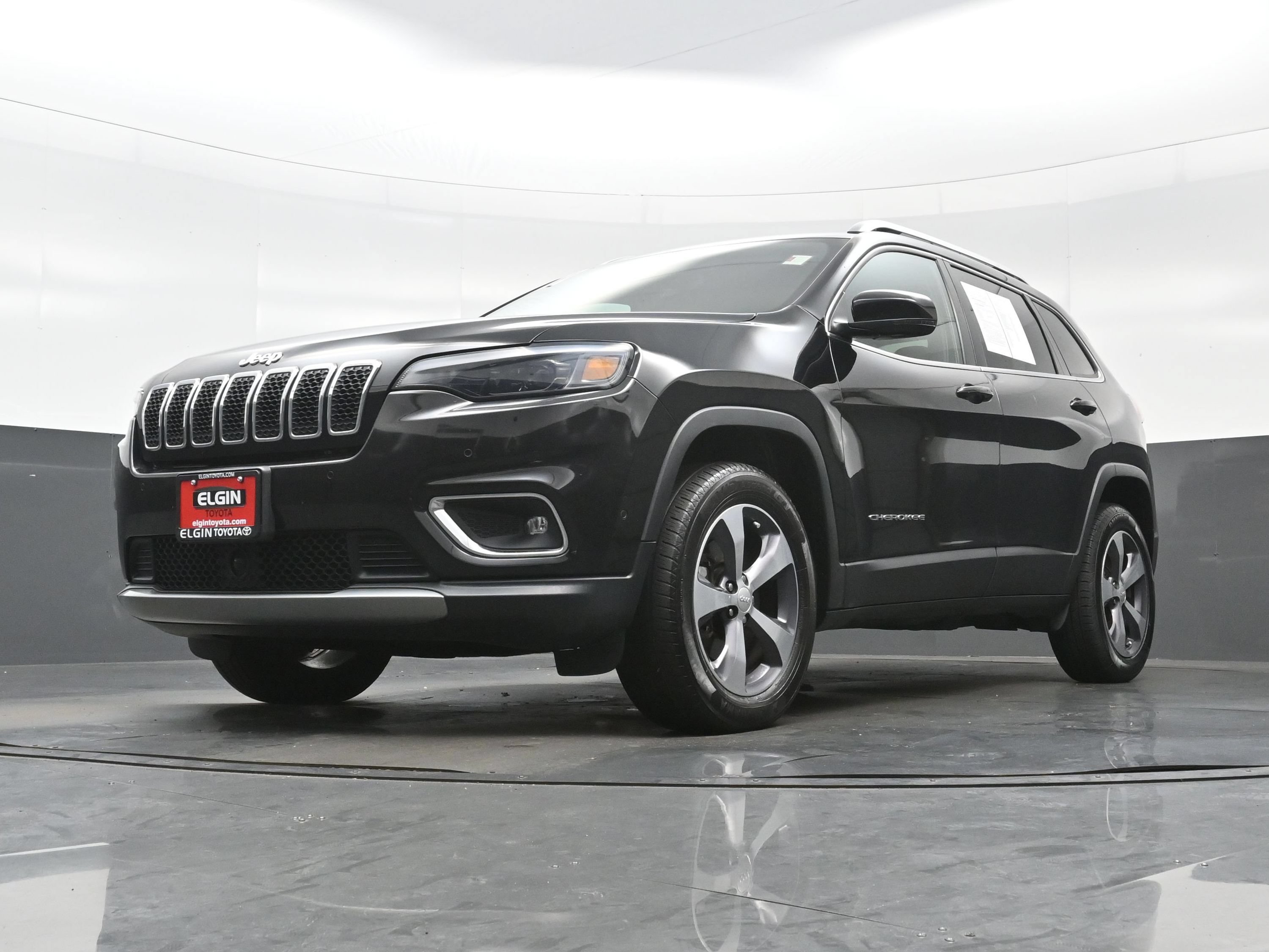 Used 2019 Jeep Cherokee Limited w/ Luxury Group AWD/4WD image 30