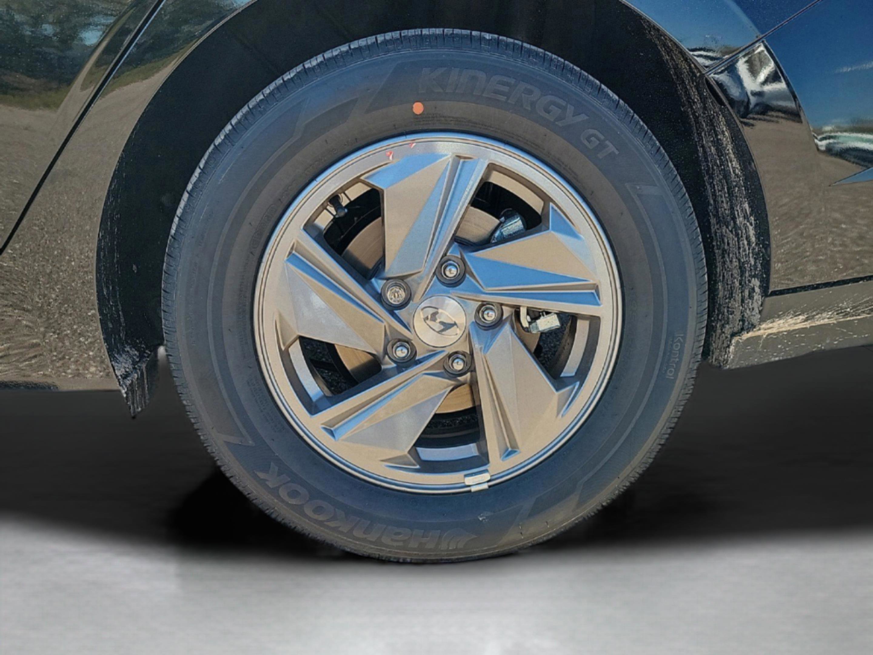 New 2026 Hyundai Elantra SE image 34