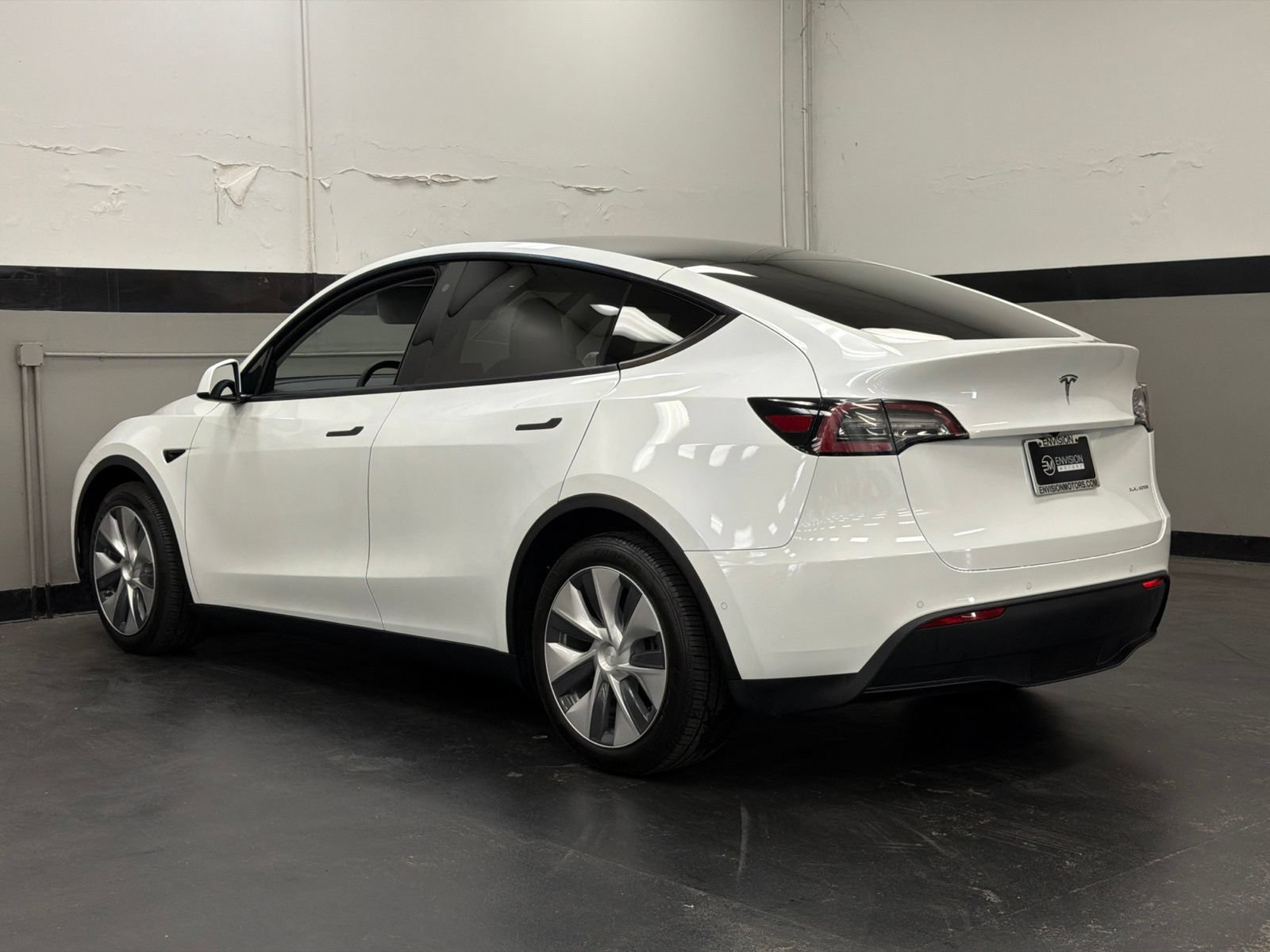 Used 2020 Tesla Model Y Long Range AWD/4WD image 8