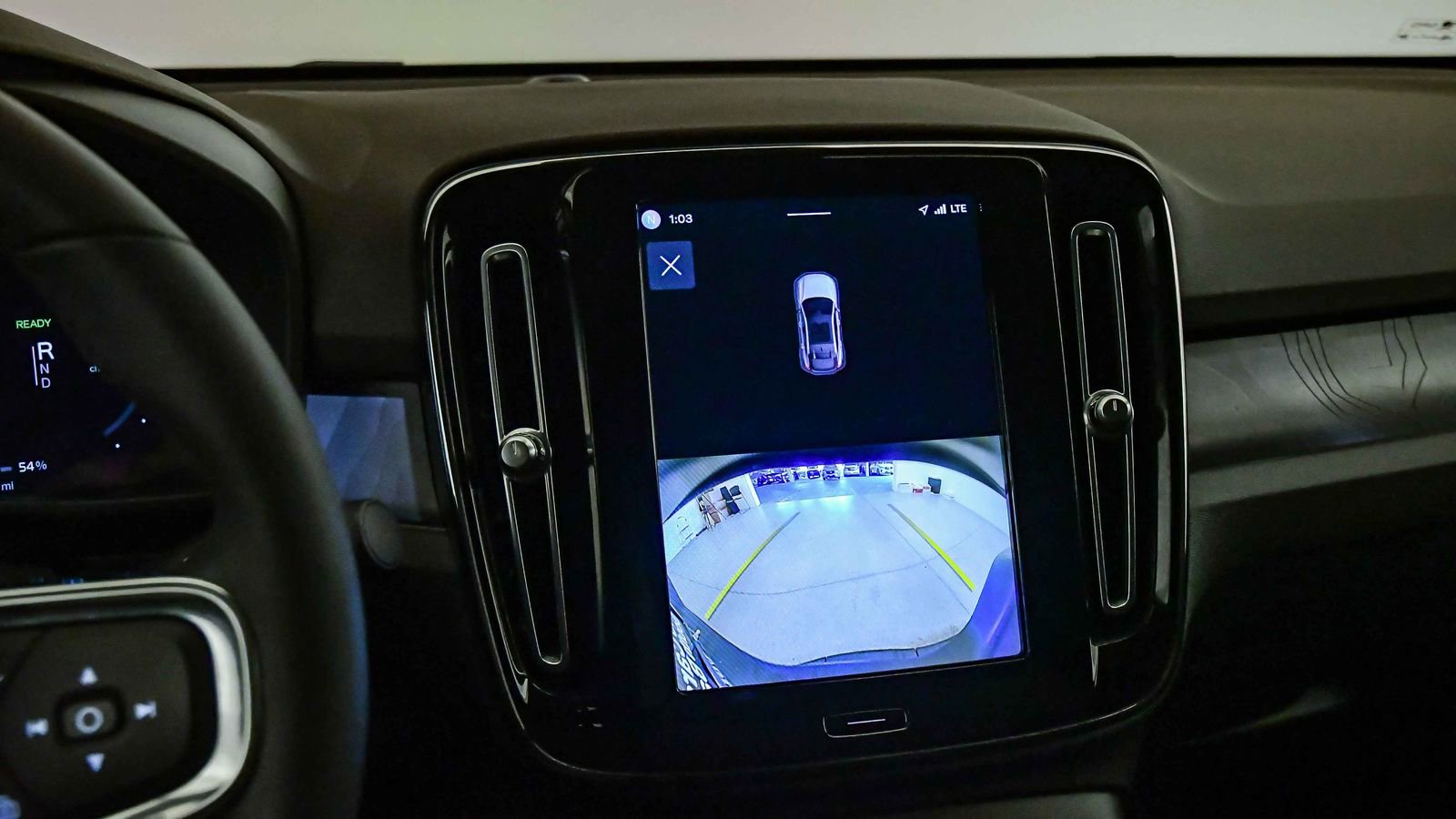 Certified 2023 Volvo C40 P8 Recharge Plus w/ Climate Package AWD/4WD image 24