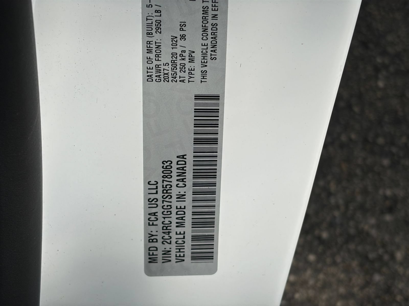 Used 2025 Chrysler Pacifica Limited FWD image 30