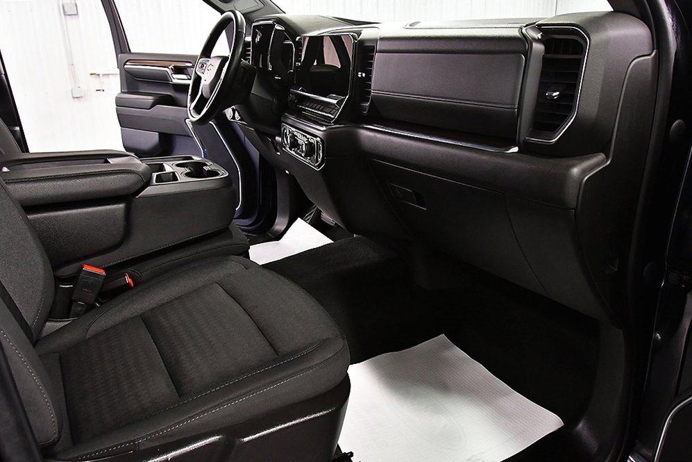 Used 2023 Chevrolet Silverado 1500 LT w/ Protection Package image 27