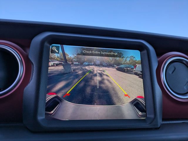 Used 2023 Jeep Gladiator Rubicon w/ LED Lighting Group image 21