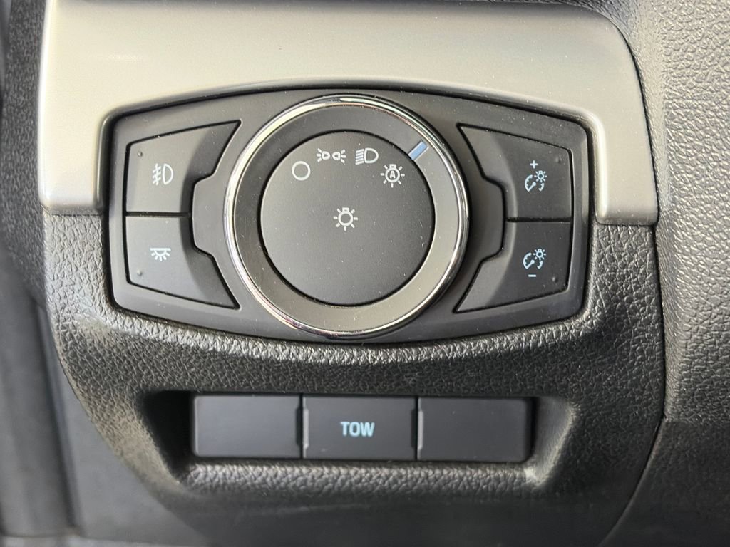Certified 2017 Ford Explorer XLT AWD/4WD image 24