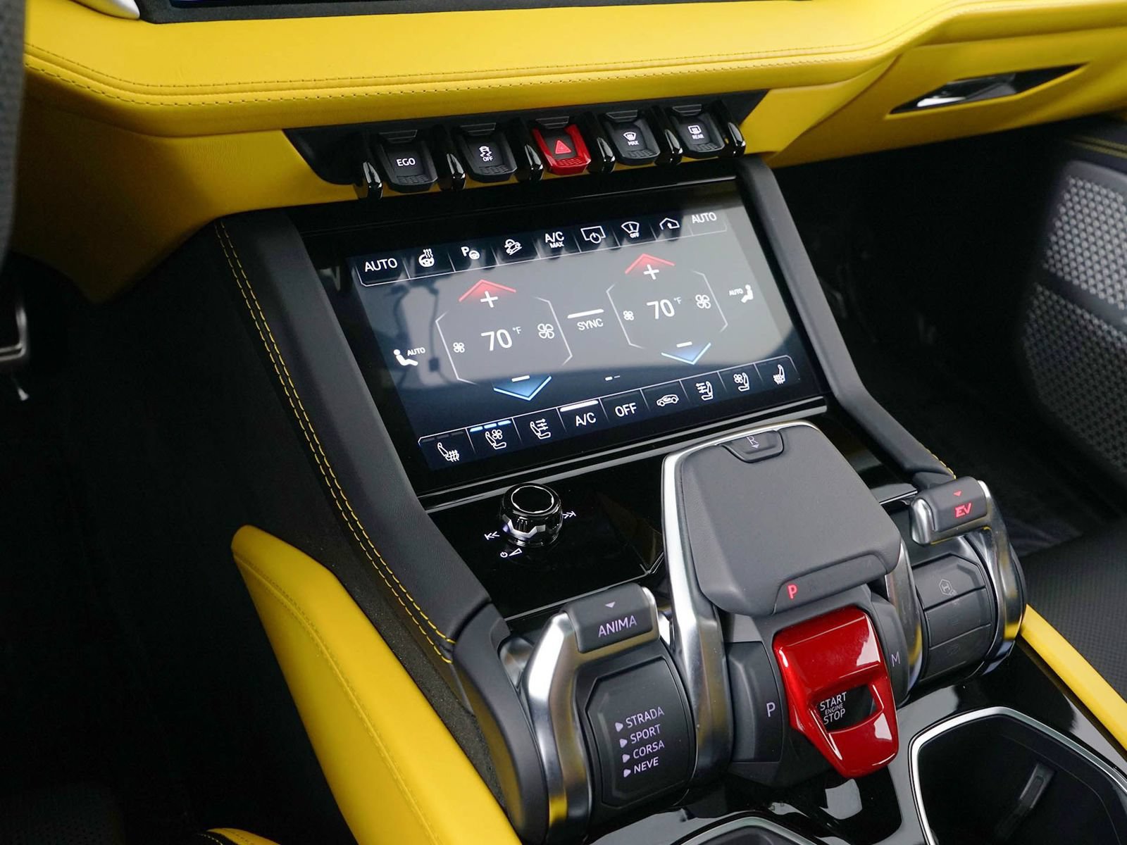 Used 2026 Lamborghini Urus S AWD/4WD image 30