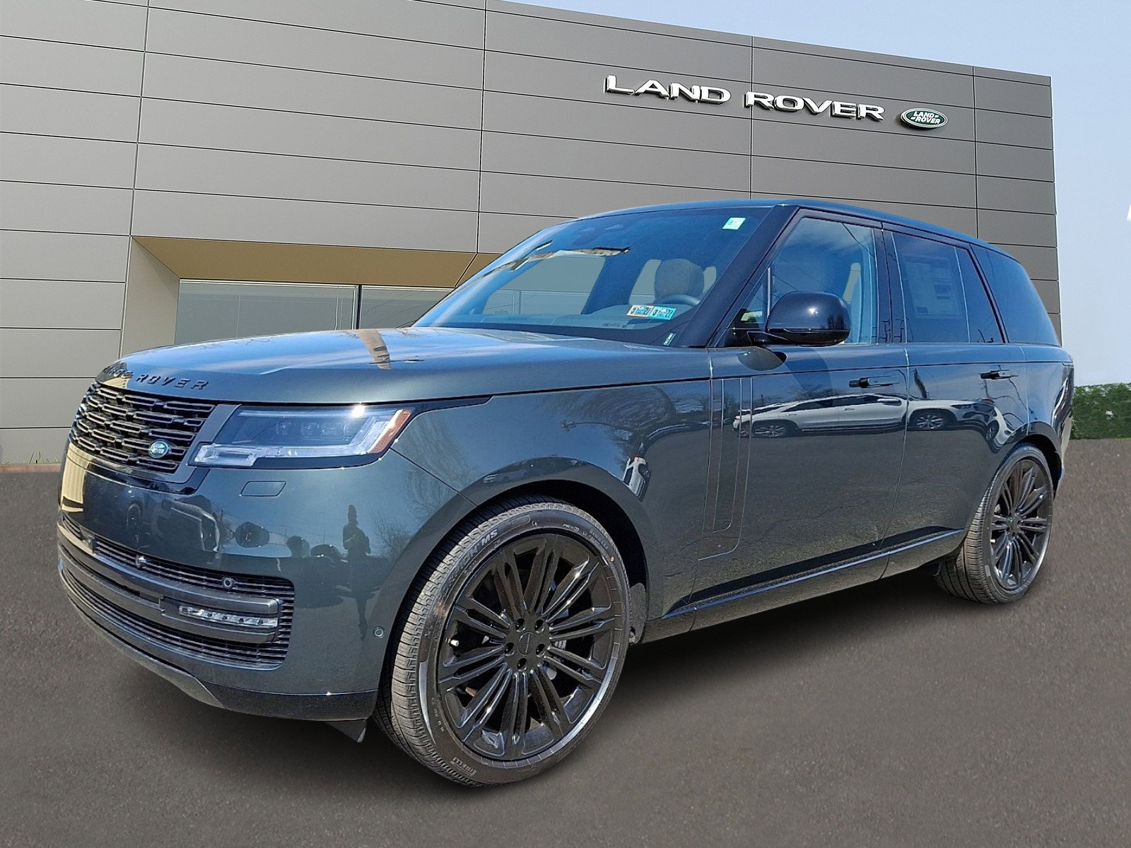 New 2026 Land Rover Range Rover SE image 1