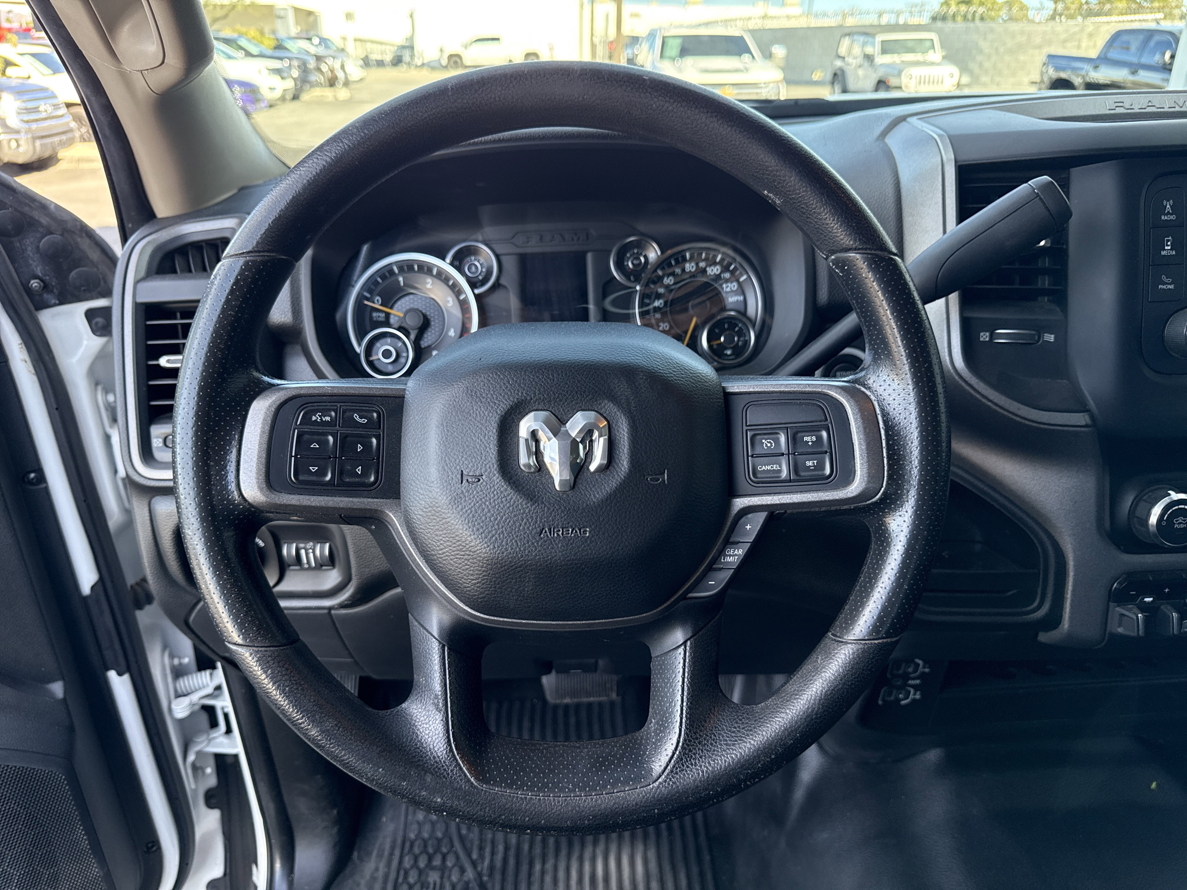 Used 2020 RAM 4500 Tradesman w/ Chrome Appearance Group image 29