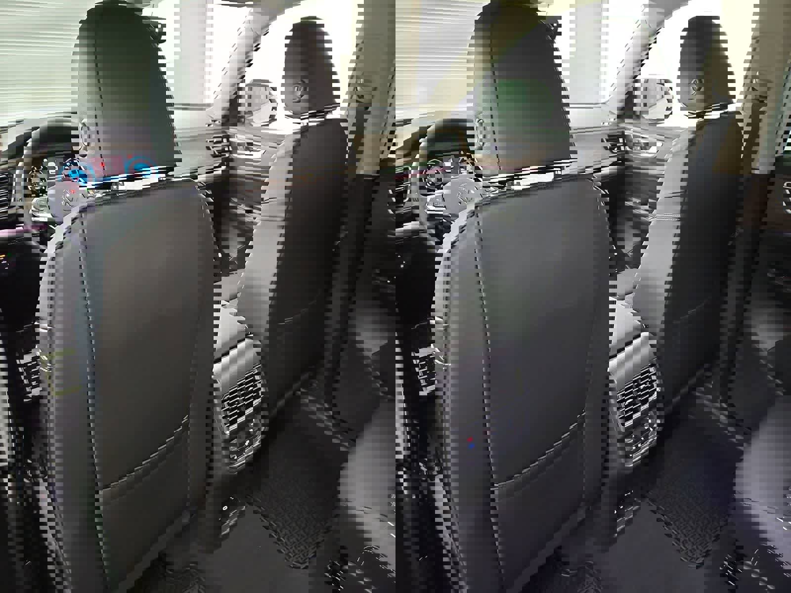 New 2026 Volkswagen Atlas SEL Premium R-Line image 18