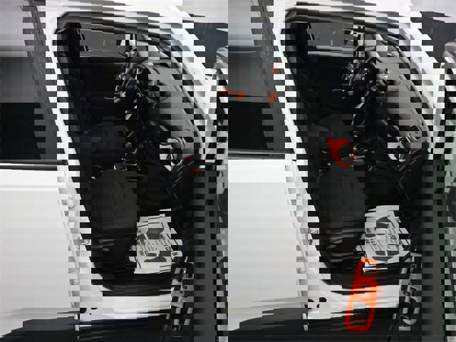 Used 2018 Jeep Renegade Latitude image 16