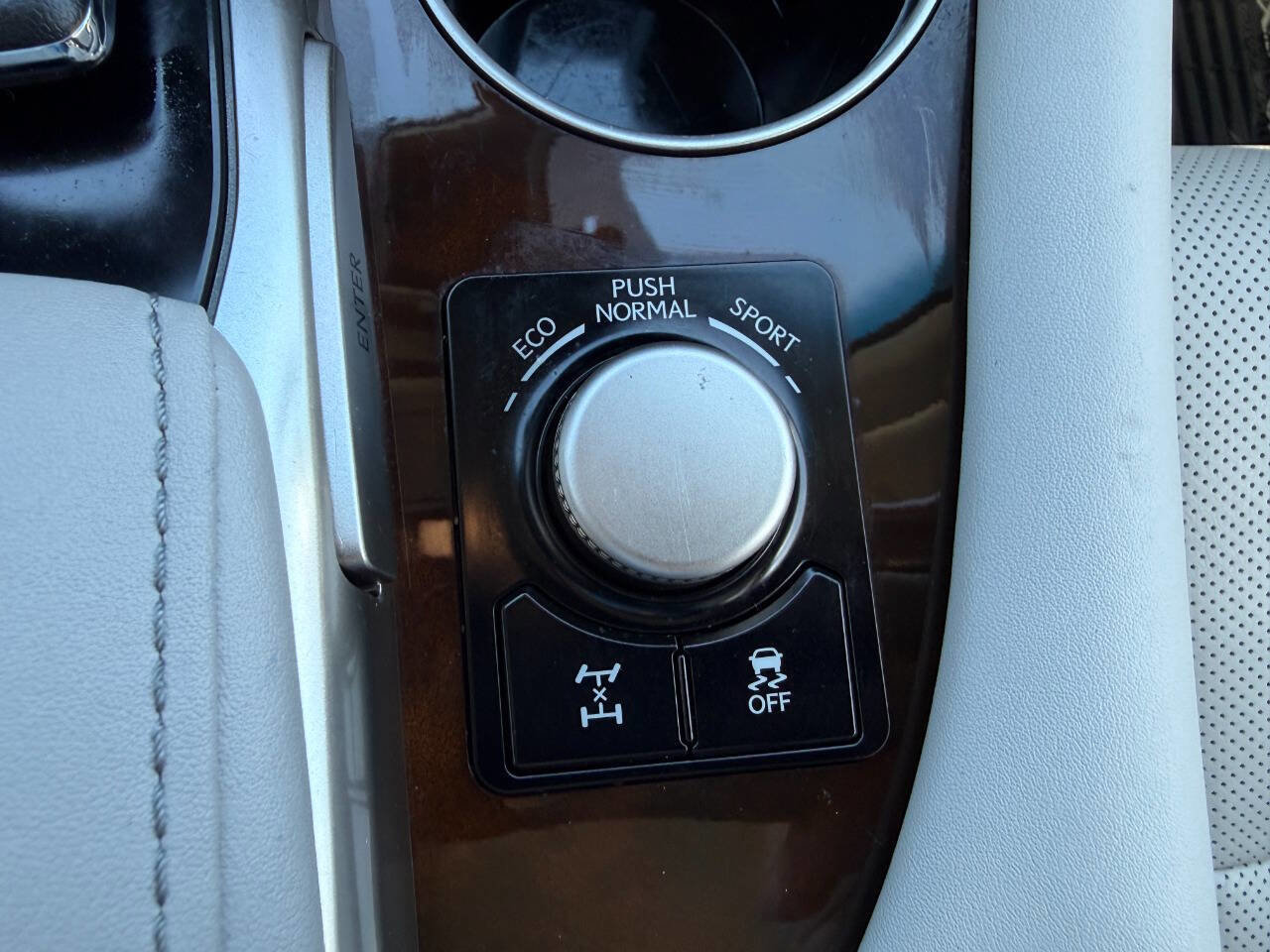 Used 2017 Lexus RX 350 Base AWD 4dr SUV w/ Premium Package image 45