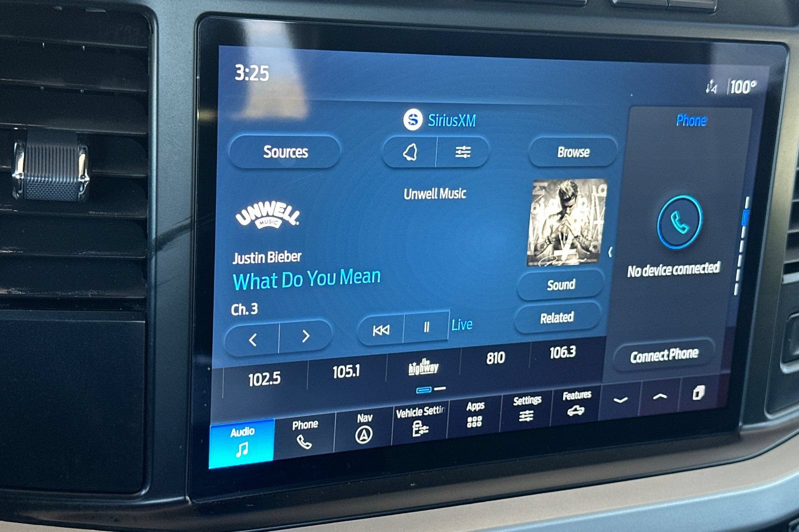 Used 2023 Ford F250 XLT w/ XLT Premium Package AWD/4WD image 17